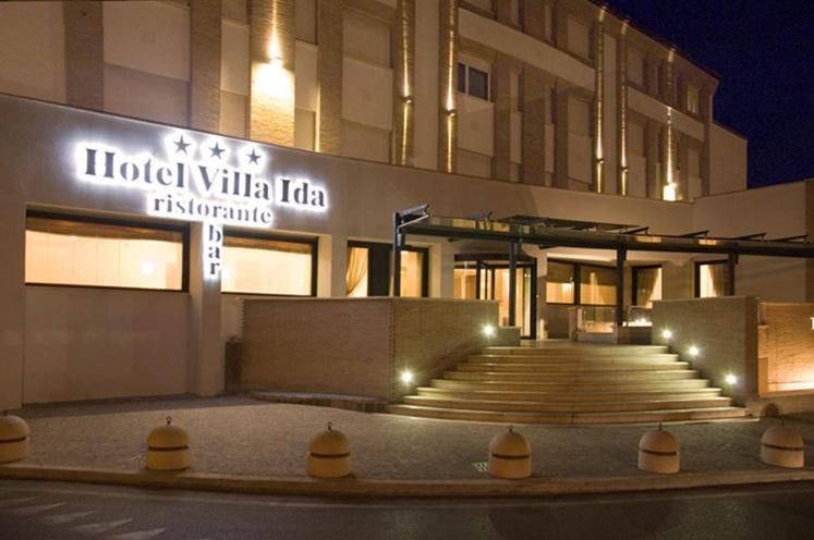 Hotel Villa Ida Ceprano Exterior foto